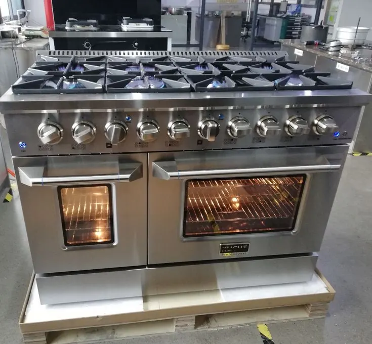 Electric cooker and oven showing the burners and control layout